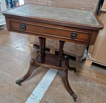 Antiek bijzettafel met lade en ingelegd blad en rolwiieltjes beschikbaar voor biedingen