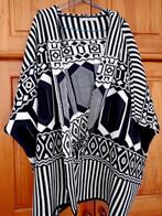 Poncho vest nieuw, Kleding | Dames, Truien en Vesten, Onbekend, Ophalen of Verzenden, Nieuw, Zwart