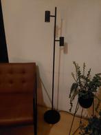 Vloerlamp 2 spots, staande lamp, vloerlamp, lamp, sfeerlamp, Ophalen, Zo goed als nieuw, 150 tot 200 cm