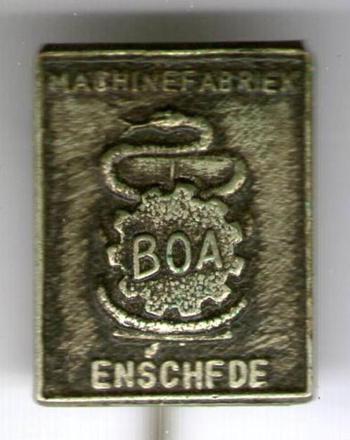 Machinefabriek BOA Enschede zilverkleurig speldje ( E_348 ), Verzamelen, Speldjes, Pins en Buttons, Zo goed als nieuw, Speldje of Pin