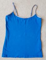 Topje tops tanktop hemden blauw maat xs s grijs basic topje, Kleding | Dames, Tops, Zonder mouw, Maat 34 (XS) of kleiner, Gedragen