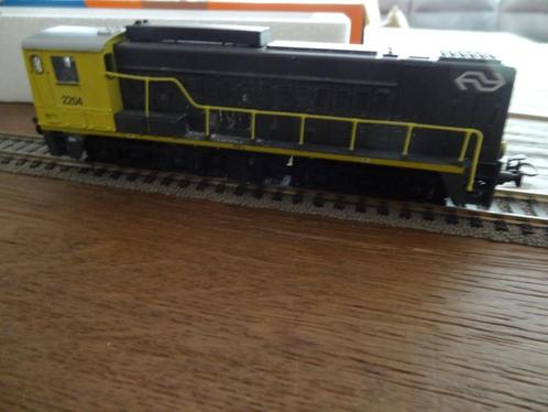 Roco H0 04155A NS 2200 serie Geel/Grijs, Hobby en Vrije tijd, Modeltreinen | H0, Gebruikt, Locomotief, Gelijkstroom, Roco, Analoog