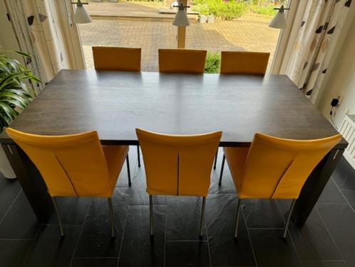 Massief eiken eettafel en 6 leren stoelen van Bert Plantagie, Huis en Inrichting, Tafels | Eettafels, Gebruikt, 50 tot 100 cm