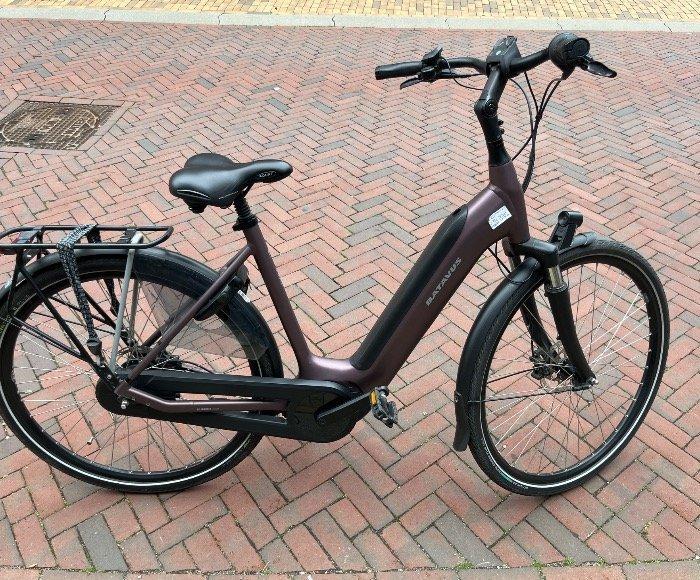 BATAVUS Finez E-go Power Dames Sangria-mat 53cm 2023, Fietsen en Brommers, Elektrische fietsen, Gebruikt, Batavus, 51 tot 55 cm
