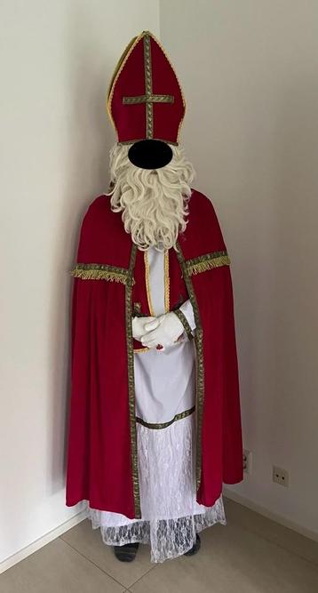 Sinterklaas pak beschikbaar voor biedingen