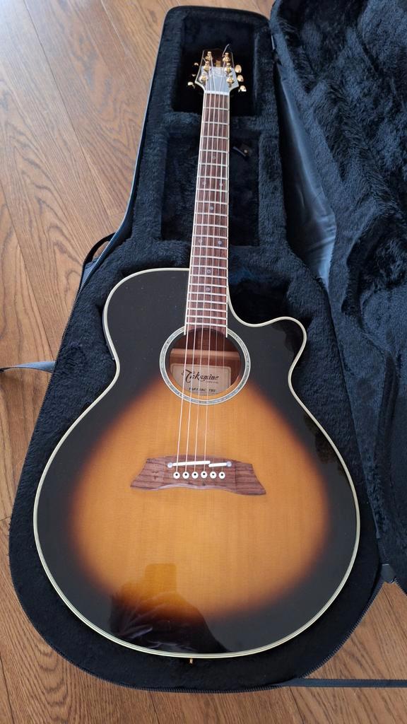 Takamine Thinline TSP138C TBS, Muziek en Instrumenten, Snaarinstrumenten | Gitaren | Akoestisch, Zo goed als nieuw, Western- of Steelstringgitaar