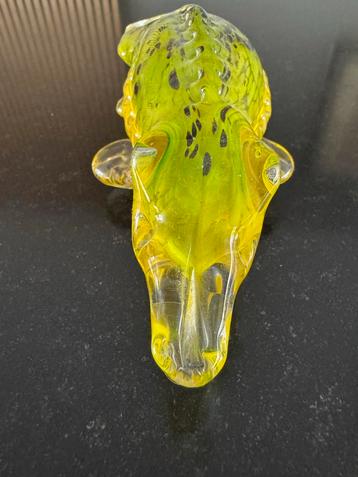 Krokedil  /alligator van dik glas beschikbaar voor biedingen