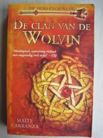 359 - De clan van de wolvin - Maite Carranza, Verzenden, Zo goed als nieuw, Maite Carranza