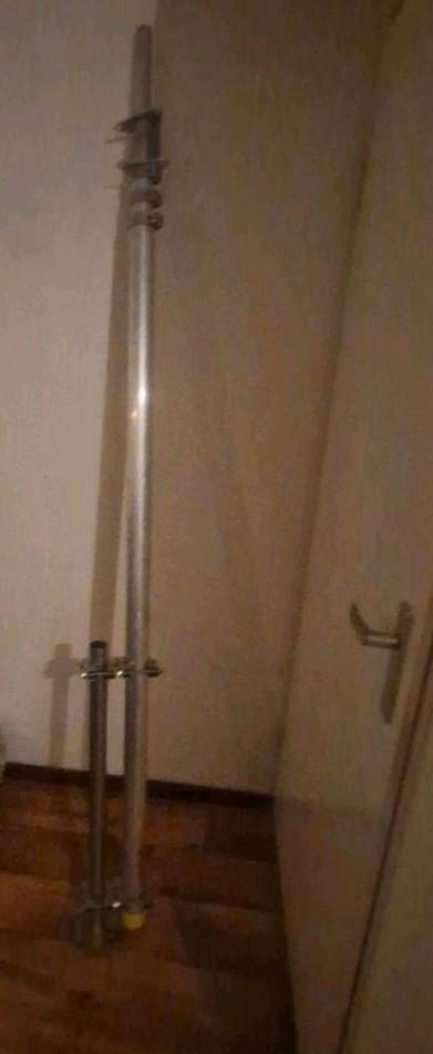 Schuifmast 10 m met tegelvoet, 2 tuiringen en 8 grondpinnen, Telecommunicatie, Antennes en Masten, Zo goed als nieuw, Mast, Ophalen