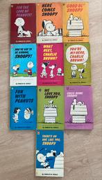 10 snoopy stripboeken pocket / paperback Engels, Gelezen, Charles Schulz, Ophalen of Verzenden, Meerdere stripboeken