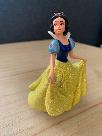 Beeldje sneeuwwitje. (Snow white) disneyland parijs beschikbaar voor biedingen