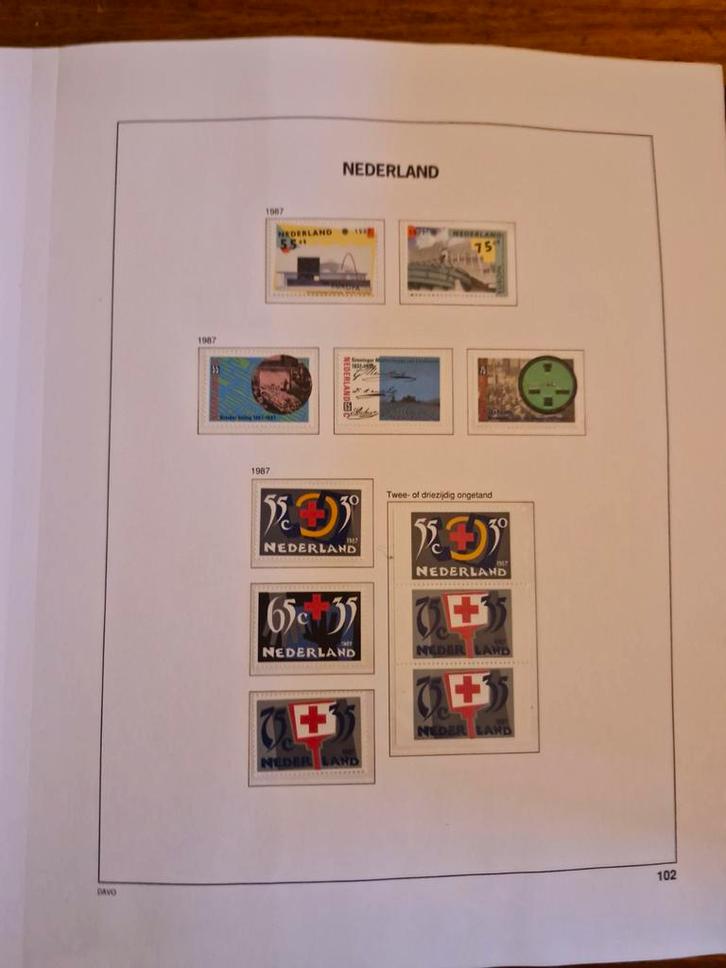 Davos Postzegelalbum Nederland, Postzegels en Munten, Postzegels | Nederland, Postfris, Na 1940, Ophalen of Verzenden
