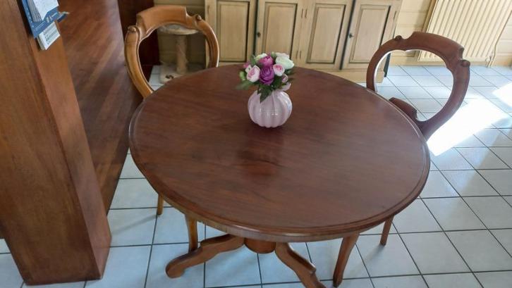 Biedermeier tafel en 3 stoelen Brocante, Antiek en Kunst, Antiek | Meubels | Tafels, Ophalen
