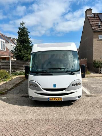Knaus Sunliner R04 (lengte 6,85 m), bouwjaar 2005. beschikbaar voor biedingen