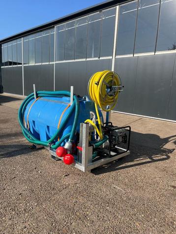 Watertaxi complete compacte watergeef-unit beschikbaar voor biedingen