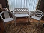 2 tuinstoelen en 1 tuinbank wit kunststof, Ophalen of Verzenden, Gebruikt, Kunststof, Stapelbaar