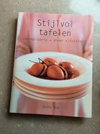 Stijlvolle Tafelen - Donna Hay, Donna Hay, Zo goed als nieuw, Europa, Tapas, Hapjes en Dim Sum