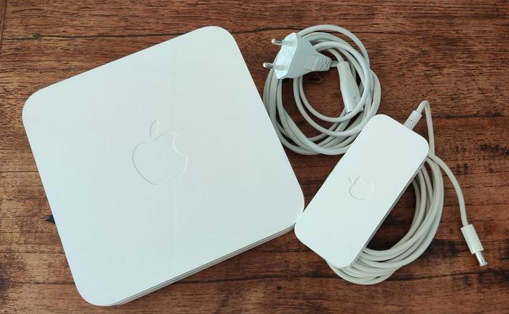 Apple Airport Extreme, Computers en Software, Routers en Modems, Zo goed als nieuw, Ophalen of Verzenden