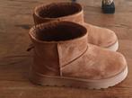 ZGAN uggs (nep) maat 40, Bruin, Lage of Enkellaarzen, Ophalen of Verzenden, Zo goed als nieuw