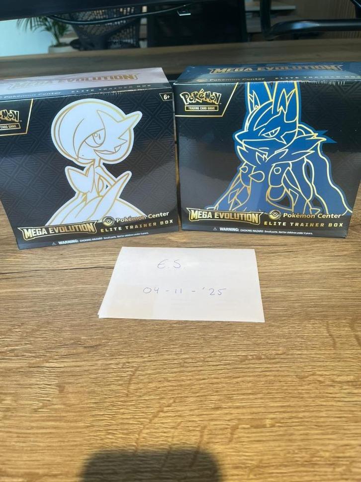 Mega Evolution Pokemon Center Elite Trainer Box, Hobby en Vrije tijd, Verzamelkaartspellen | Pokémon, Nieuw, Boosterbox, Foil