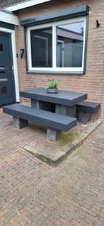 Betonnen Picknicktafel met Bankjes tuinset, Tuin en Terras, Ophalen, Gebruikt, Vierkant, Overige materialen