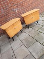 Twee vintage nachtkastjes ., Gebruikt, Ophalen of Verzenden, 45 tot 65 cm, Minder dan 55 cm