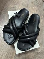 Slippers echt leer maat 40, Ophalen of Verzenden, Nieuw, Zwart