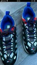 Tommy hillifigner sneakers nieuw maat 41, Ophalen of Verzenden, Zo goed als nieuw, Schoenen