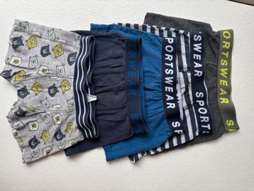 Boxershorts maat 110/116 beschikbaar voor biedingen