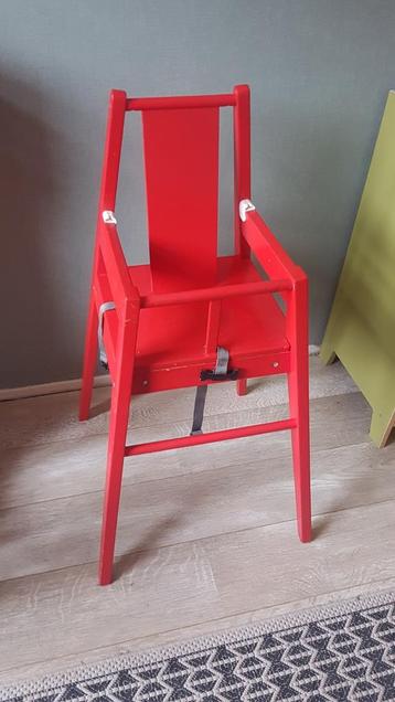 Kinderstoel Ikea rood beschikbaar voor biedingen