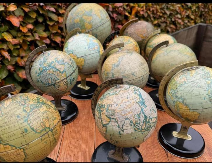 Mini wereld-bollen, blik, Engels,, Huis en Inrichting, Woonaccessoires | Wereldbollen, Zo goed als nieuw, Ophalen
