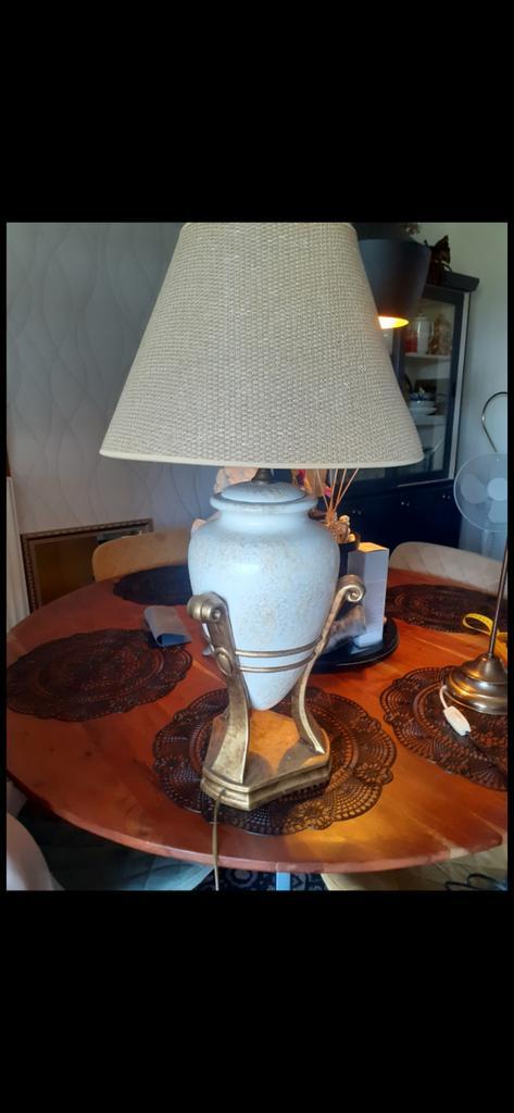 Grote Vintage lamp bewerkt met messing, Huis en Inrichting, Lampen | Tafellampen, Gebruikt, 75 cm of meer, Metaal, Overige materialen