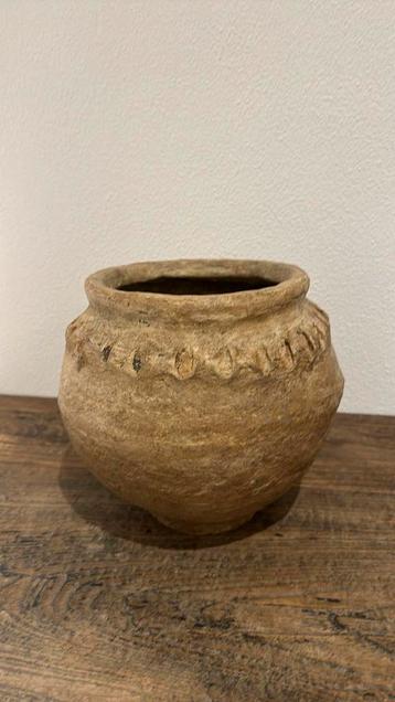 Prachtige Papier-maché pot 