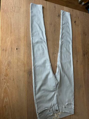 Blauw Wit Gestreepte Jeans - Zeer Goede Staat beschikbaar voor biedingen