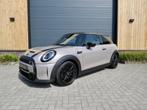 Mini Mini 2.0 Cooper S F1 Aut *Pano *Leder *Hud *Full option, Auto's, Gebruikt, Zwart, 4 cilinders, Bedrijf