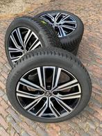 Demo set 18” Toyota Cross velgen + TPMS + Conti winterbanden, 18 inch, Banden en Velgen, Nieuw, 225 mm