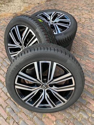 NIEUWE 18” Toyota Cross velgen + TPMS + Conti winterbanden beschikbaar voor biedingen