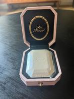Too faced Diamond Light Highlighter, Sieraden, Tassen en Uiterlijk, Uiterlijk | Cosmetica en Make-up, Ophalen of Verzenden, Zo goed als nieuw