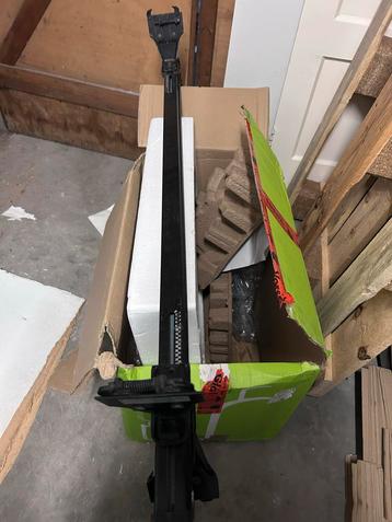 Universele dakdragers / bagagerekstangen – Goede staat!  beschikbaar voor biedingen