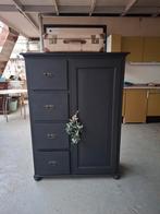 Prachtige stoere kast kinderkamer babykamer, Kinderen en Baby's, Kinderkamer | Commodes en Kasten, Ophalen of Verzenden