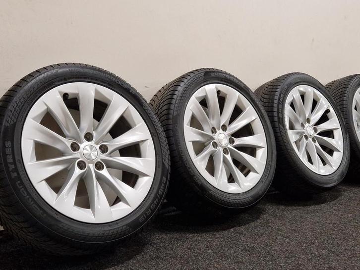 19 inch Origineel Tesla Model S 5x120 winterbanden tpms, Auto-onderdelen, Banden en Velgen, Banden en Velgen, Winterbanden, 19 inch