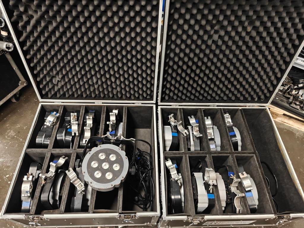 16x compact par 7 tri inclusief flightcases, Ophalen, Gebruikt, Licht