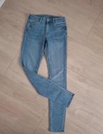 H&M skinny regulair waist xs 34 W26 spijkerbroek jeans, H&M, Blauw, Ophalen of Verzenden, Zo goed als nieuw
