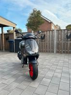 Gilera Runner SP PRO 50CC 2006, Fietsen en Brommers, Scooters | Piaggio, Ophalen, Overige modellen, Maximaal 45 km/u, Zo goed als nieuw