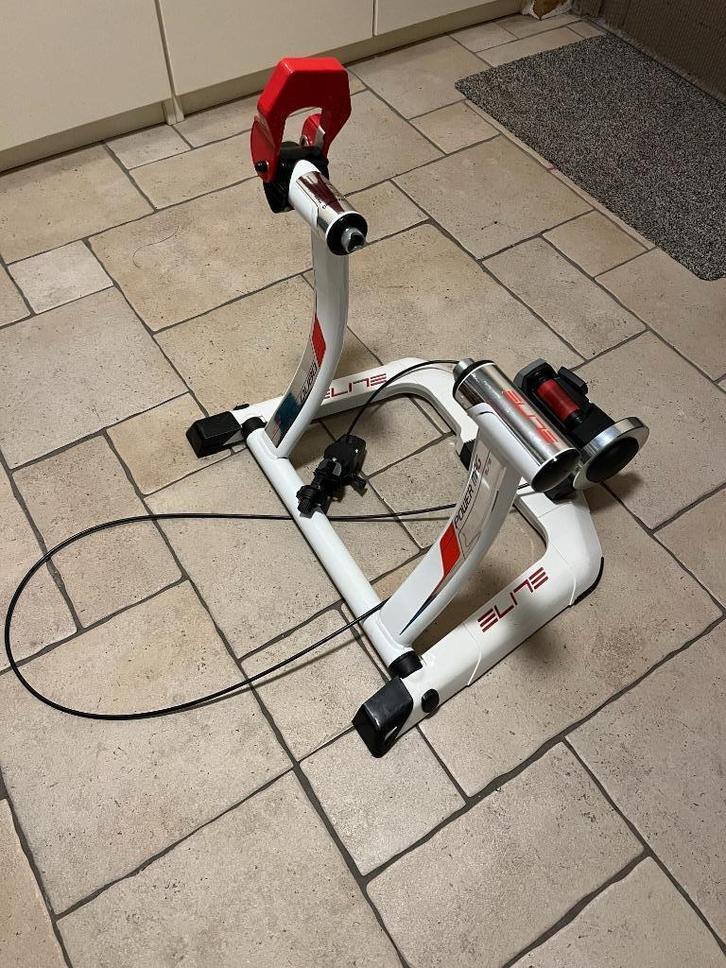 Elite Qubo Power Smart B+ indoor trainer, Sport en Fitness, Wielrennen, Zo goed als nieuw, Overige typen, Ophalen