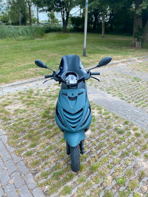 Piaggio Zip 50cc 4takt, Fietsen en Brommers, Scooters | Piaggio, Zo goed als nieuw, Zip, Maximaal 45 km/u, Benzine, Ophalen