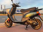 Piaggio skr125. (Malossi 172cc)(interesse peiling)A1., Fietsen en Brommers, Scooters | Piaggio, Ophalen, Overige modellen, Zo goed als nieuw