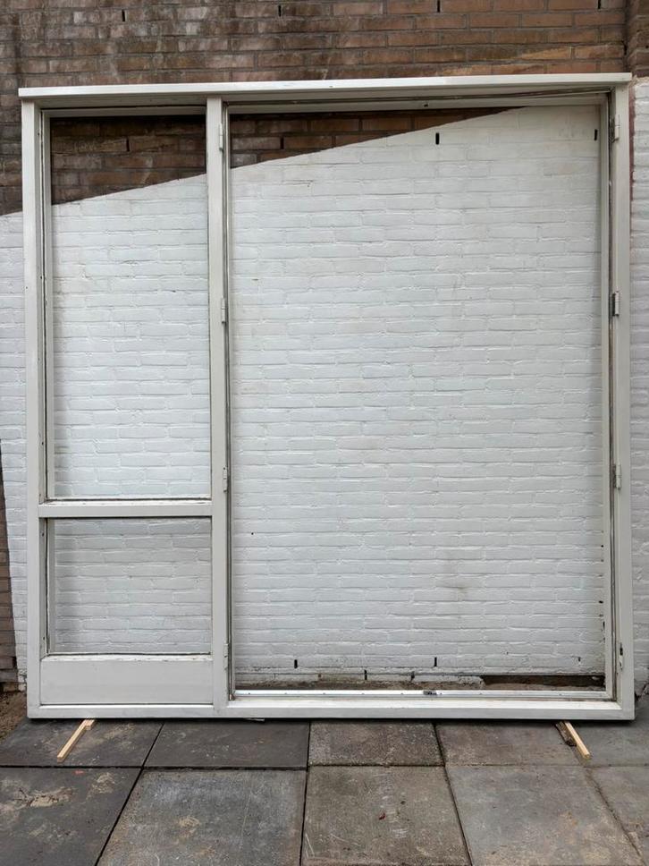 Hardhouten deurkozijn met openslaande deuren, Doe-het-zelf en Verbouw, Kozijnen en Schuifpuien, Gebruikt, Deurkozijn, Hout, 225 cm of meer