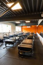 Reformer Pilates apparaat 9 stuks €2350 per stuk (gebruikt), Ophalen, Zo goed als nieuw, Yoga-accessoire