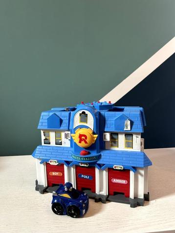 Paw Patrol Poli Rescue Station (Reddingsstation / Garage) beschikbaar voor biedingen